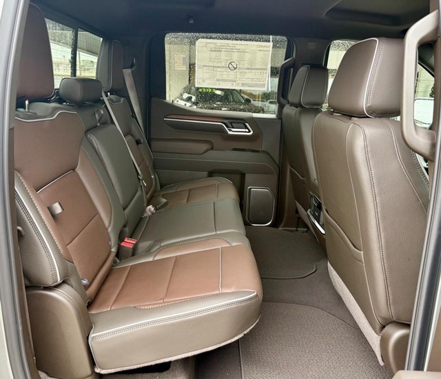 2026 GMC Sierra 1500 Denali thumbnail image 12