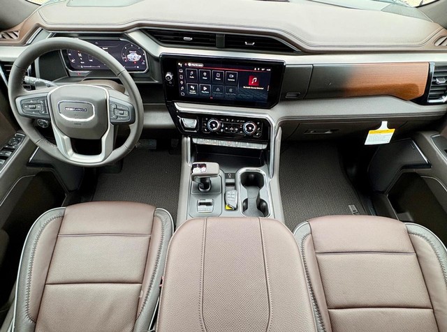 2026 GMC Sierra 1500 Denali thumbnail image 14