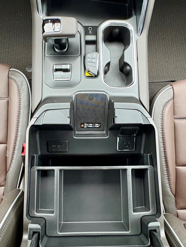 2026 GMC Sierra 1500 Denali thumbnail image 15