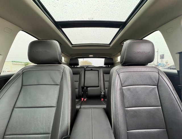 2019 GMC Terrain Denali thumbnail image 30
