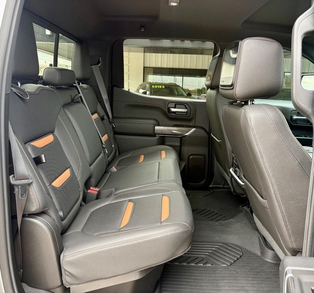 2020 GMC Sierra 1500 4WD AT4 Crew Cab thumbnail image 12