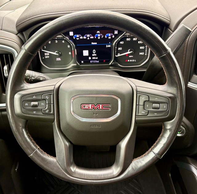 2020 GMC Sierra 1500 4WD AT4 Crew Cab thumbnail image 22