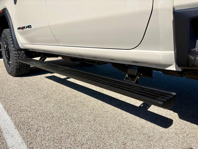 2026 GMC Sierra 2500HD AT4X - Photo 10