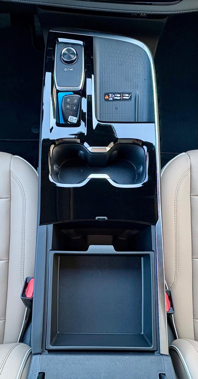 2027 Buick Enclave Preferred thumbnail image 17