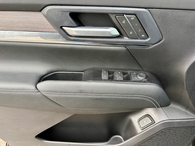 2027 GMC Terrain AWD Denali thumbnail image 17