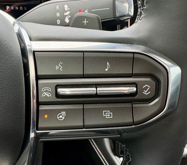 2027 GMC Terrain AWD Denali thumbnail image 21