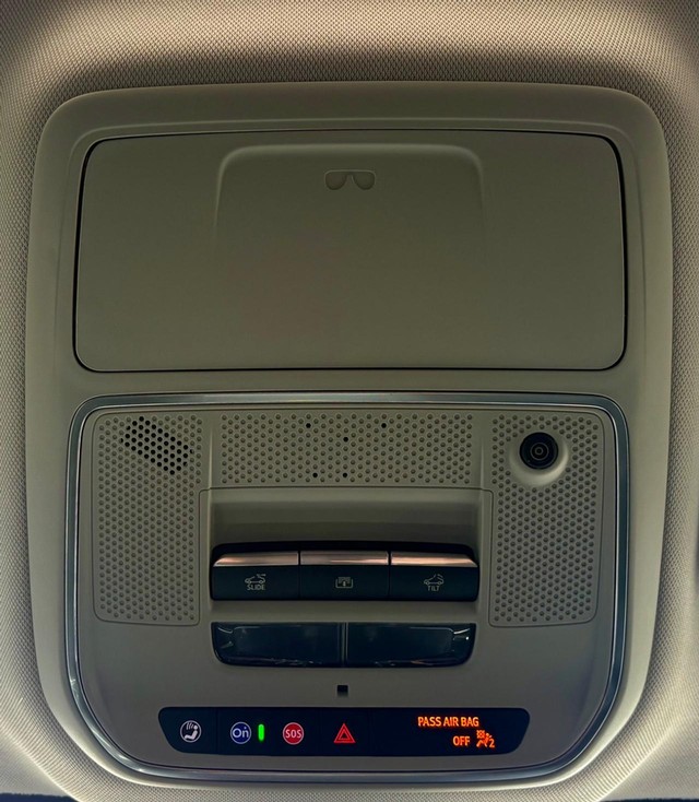 2027 GMC Terrain AWD Denali thumbnail image 30
