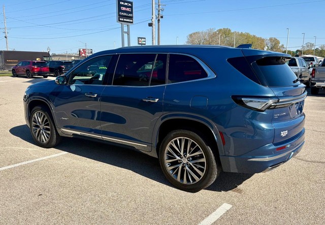 2026 Buick Enclave Avenir thumbnail image 08