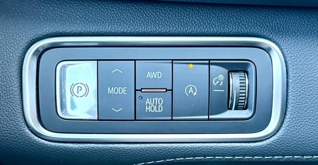 2026 Buick Enclave Avenir thumbnail image 22