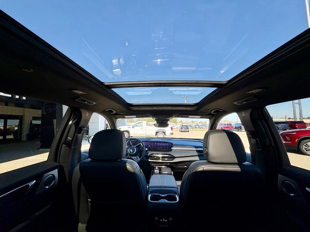 2026 Buick Enclave Avenir thumbnail image 33