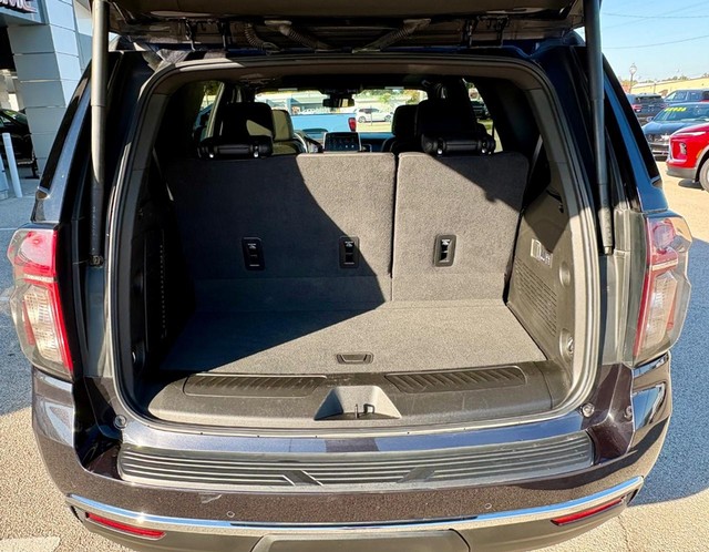 2024 Chevrolet Tahoe LT thumbnail image 05