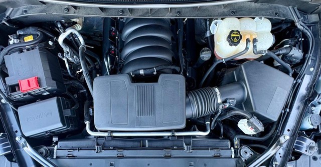 2024 Chevrolet Tahoe LT thumbnail image 10