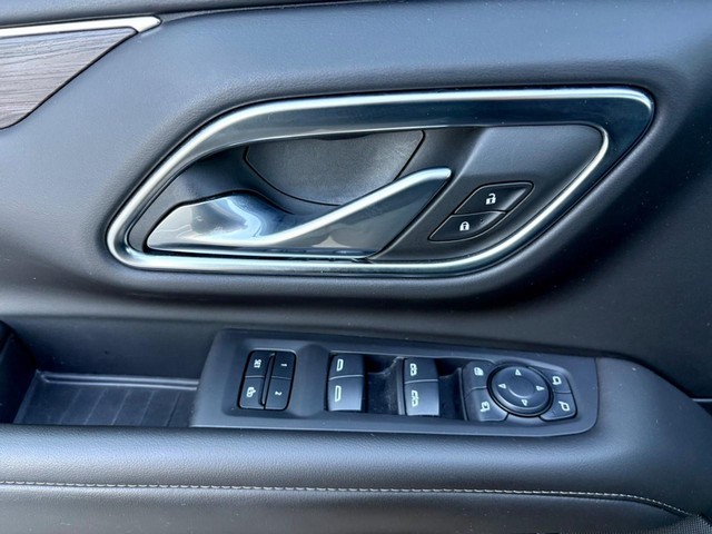 2024 Chevrolet Tahoe LT thumbnail image 19
