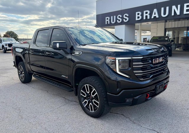 2026 GMC Sierra 1500 AT4 thumbnail image 02