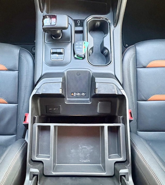 2026 GMC Sierra 1500 AT4 thumbnail image 17