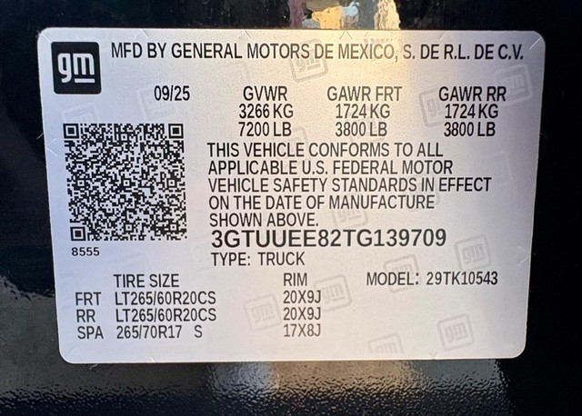 2026 GMC Sierra 1500 AT4 thumbnail image 37