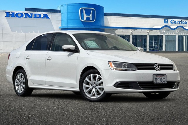 more details - volkswagen jetta sedan