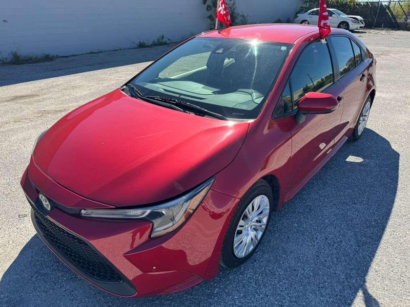 Toyota Corolla Vehicle Full-screen Gallery Image 3