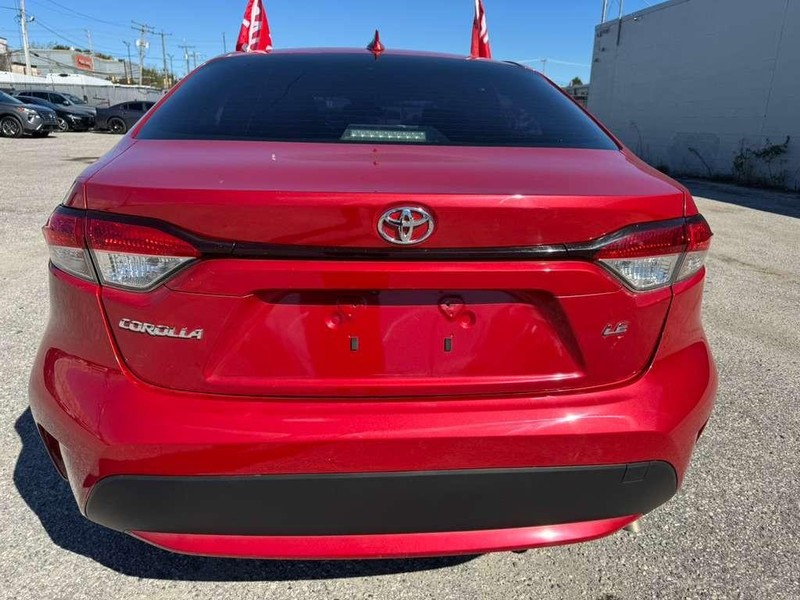 Toyota Corolla Vehicle Full-screen Gallery Image 11