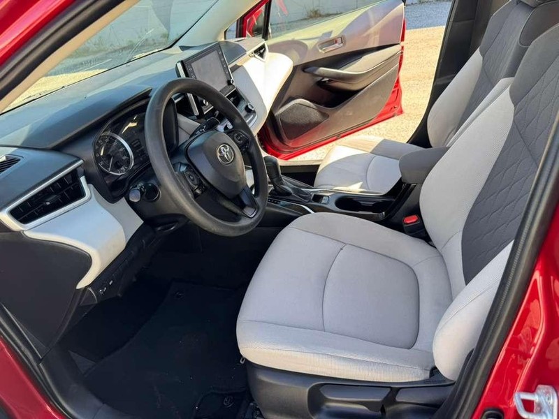 Toyota Corolla Vehicle Full-screen Gallery Image 20