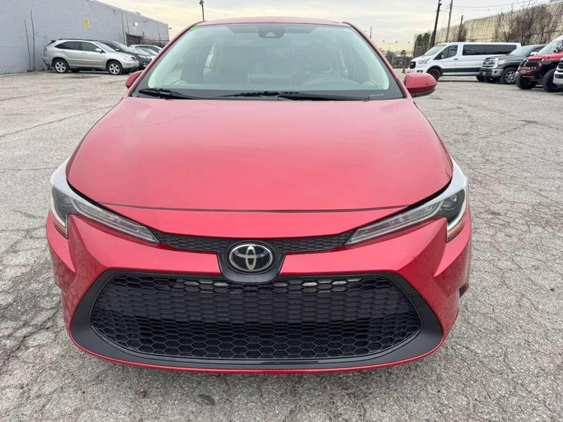 Toyota Corolla Vehicle Full-screen Gallery Image 4