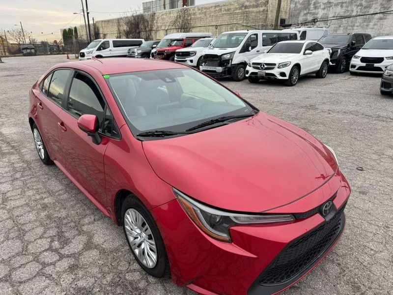 Toyota Corolla Vehicle Full-screen Gallery Image 9