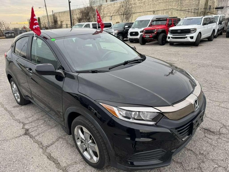 Honda HR-V Vehicle Full-screen Gallery Image 4