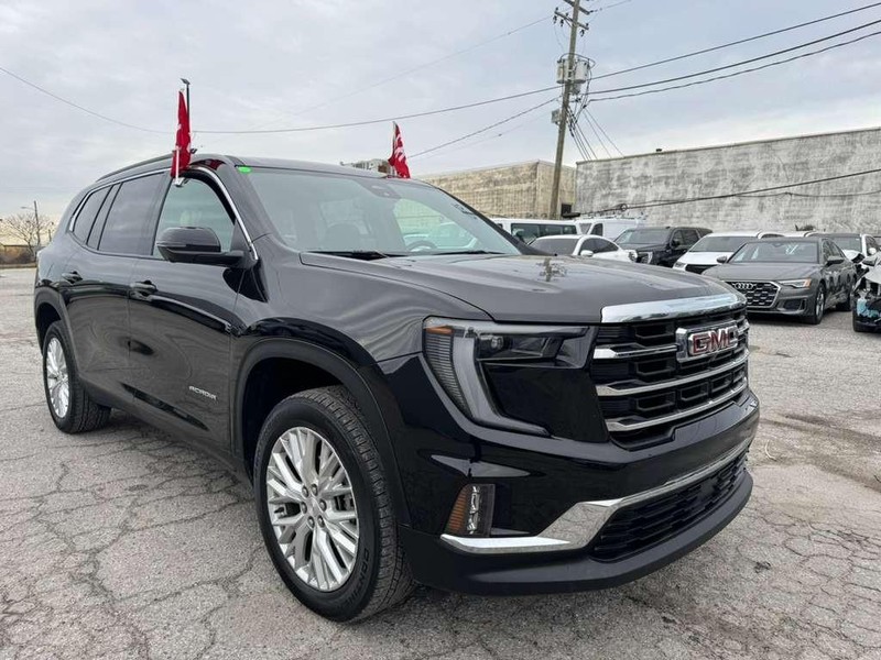 GMC Acadia Vehicle Full-screen Gallery Image 6