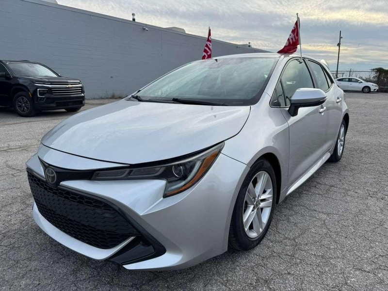 Toyota Corolla Hatchback Vehicle Full-screen Gallery Image 5