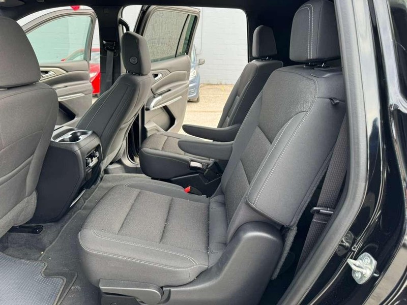 Chevrolet Traverse Vehicle Full-screen Gallery Image 14