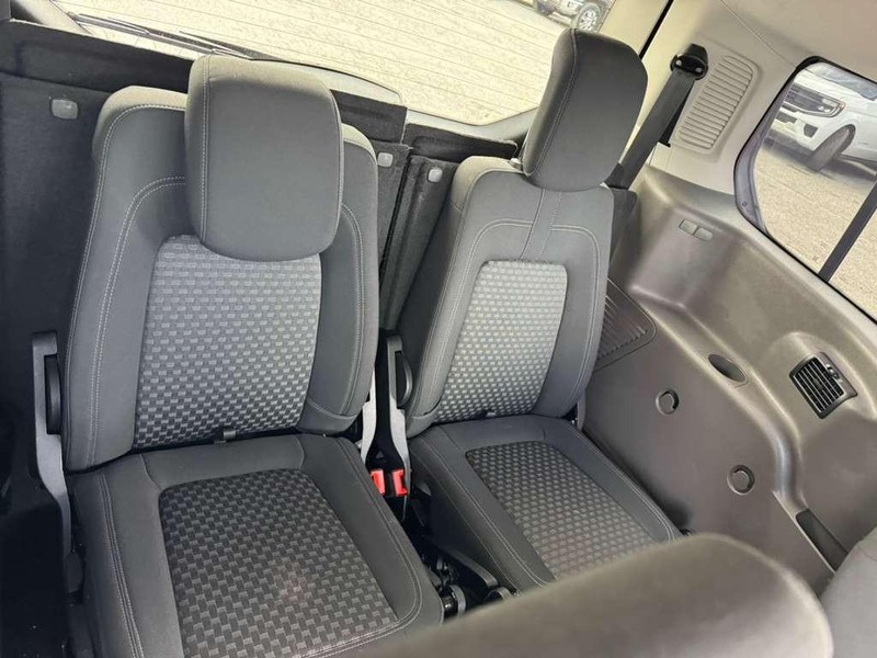 Ford Transit Connect Wagon Vehicle Full-screen Gallery Image 19