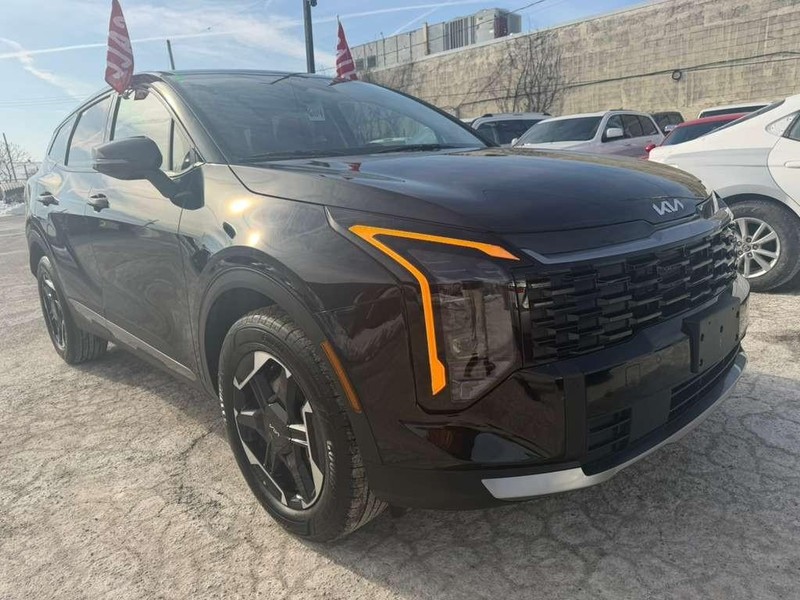 Kia Sportage Hybrid Vehicle Full-screen Gallery Image 4