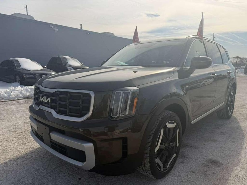 Kia Telluride Vehicle Full-screen Gallery Image 2