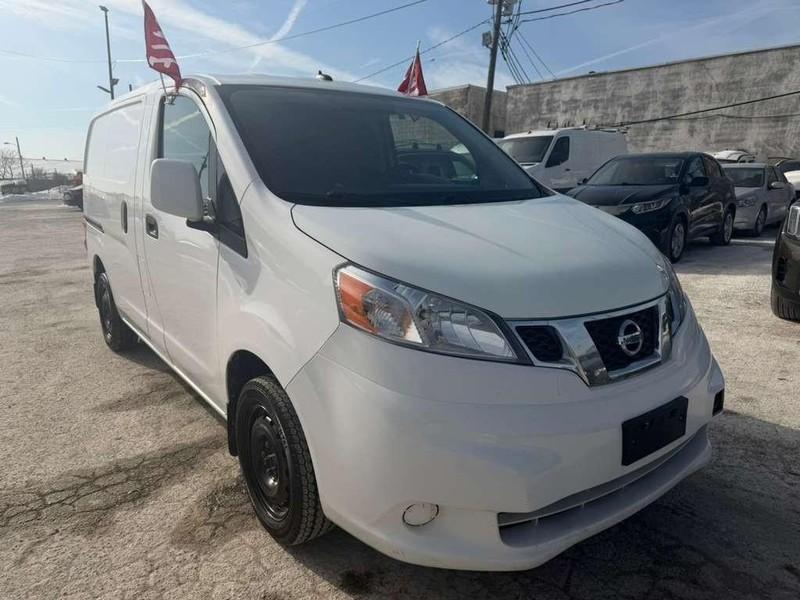 Nissan NV200 Compact Cargo Vehicle Full-screen Gallery Image 6