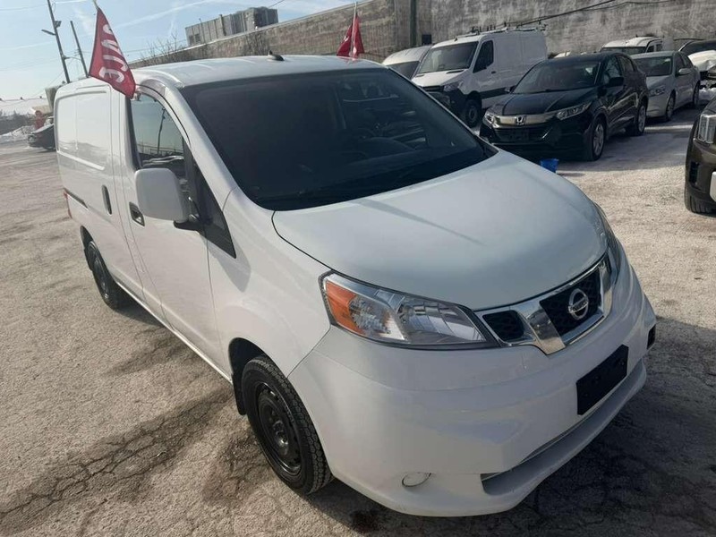 Nissan NV200 Compact Cargo Vehicle Full-screen Gallery Image 7