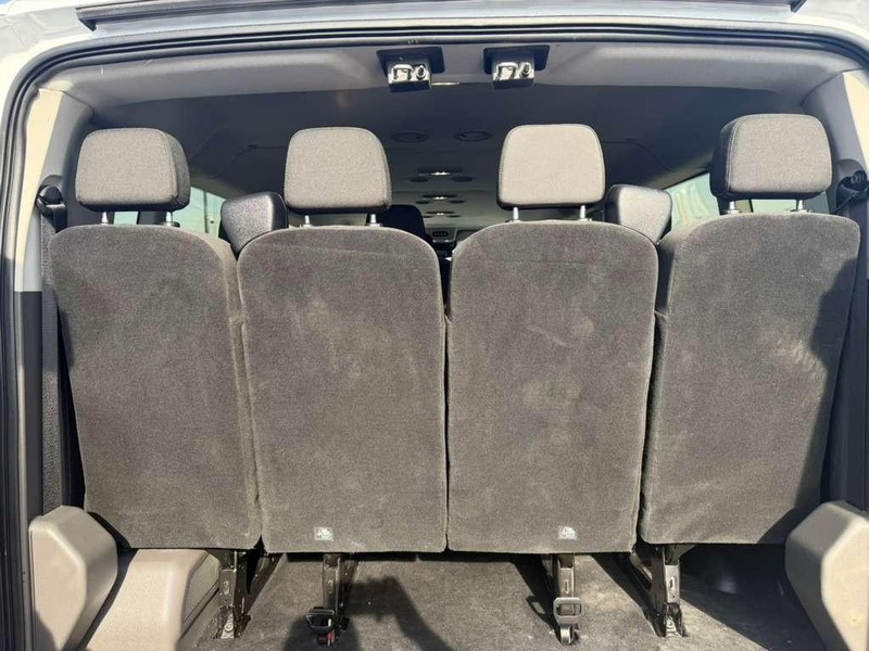 Ford Transit Passenger Wagon Vehicle Full-screen Gallery Image 17