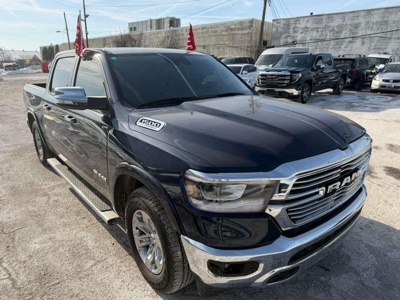 Ram 1500 Vehicle Full-screen Gallery Image 5