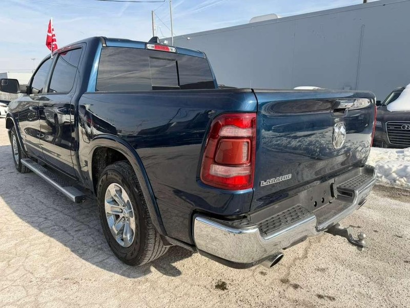 Ram 1500 Vehicle Full-screen Gallery Image 11