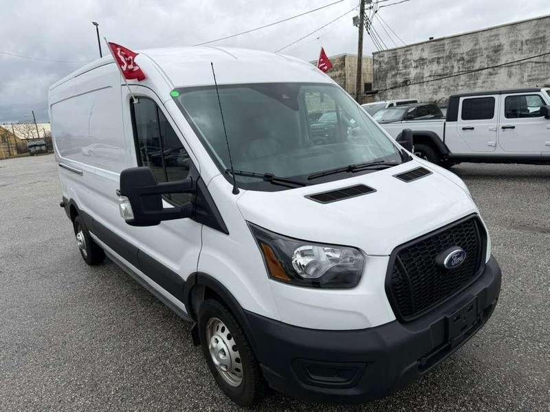 Ford Transit Cargo Van Vehicle Full-screen Gallery Image 7