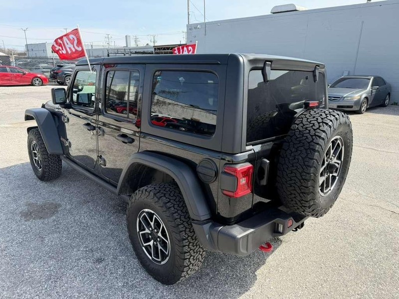 Jeep Wrangler Vehicle Full-screen Gallery Image 14