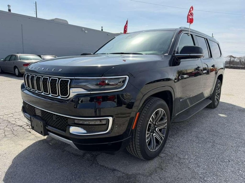 Jeep Wagoneer L Vehicle Full-screen Gallery Image 7