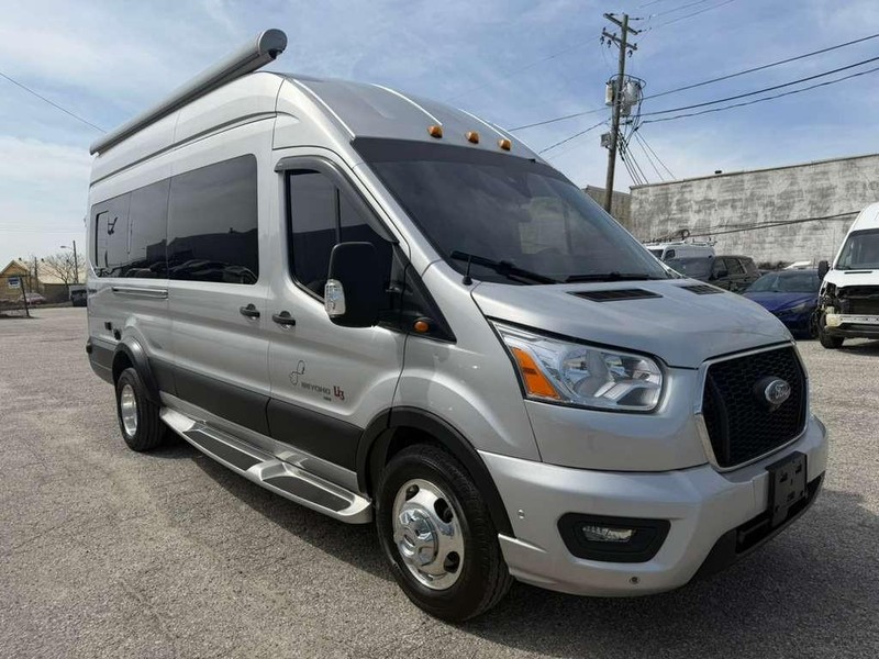 Ford Transit Cargo Van Vehicle Full-screen Gallery Image 3