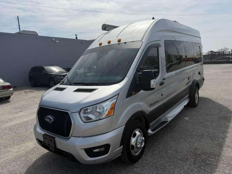 Ford Transit Cargo Van Vehicle Full-screen Gallery Image 5
