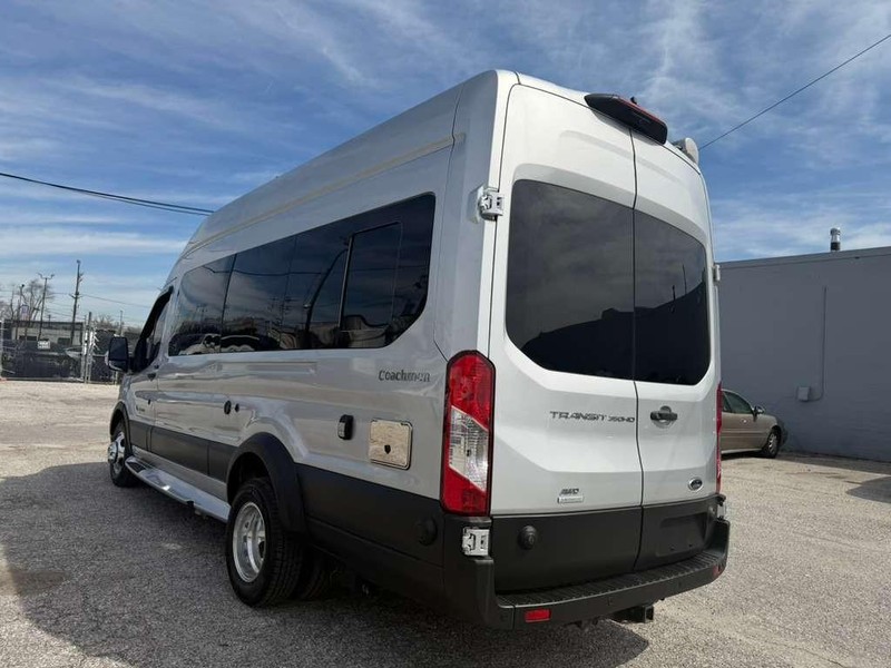 Ford Transit Cargo Van Vehicle Full-screen Gallery Image 11