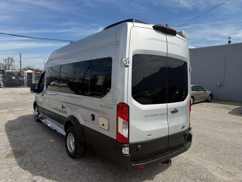 Ford Transit Cargo Van Vehicle Full-screen Gallery Image 12