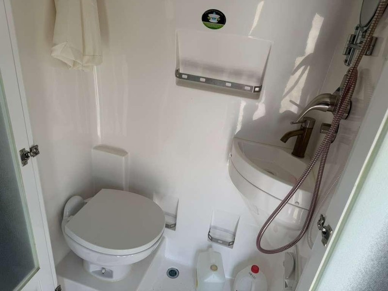 Ford Transit Cargo Van Vehicle Full-screen Gallery Image 23