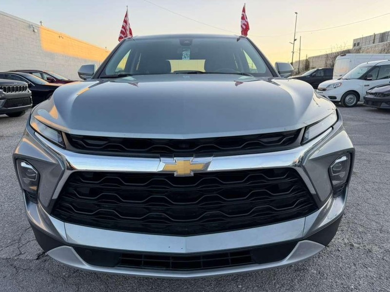 Chevrolet Blazer Vehicle Full-screen Gallery Image 6