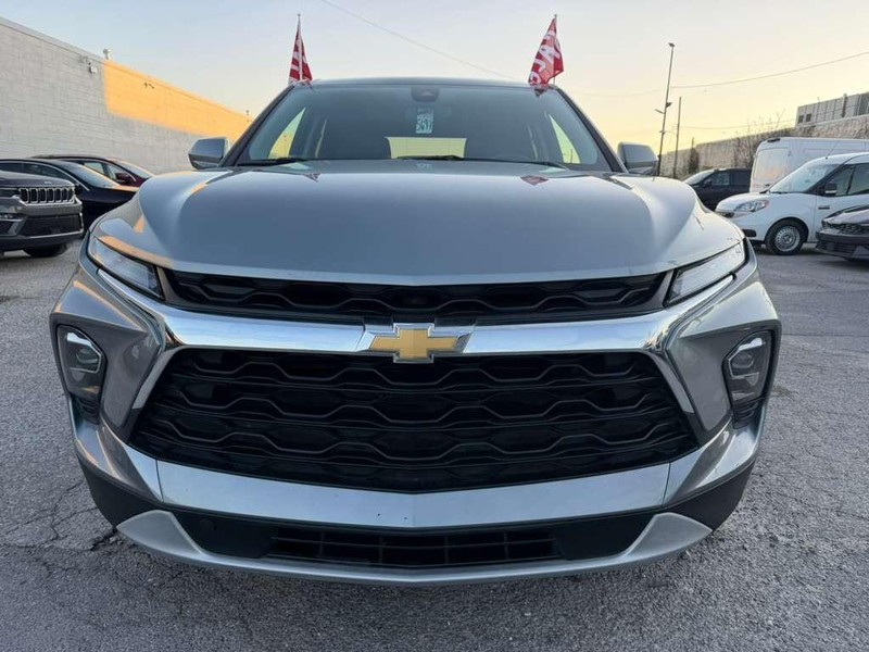 Chevrolet Blazer Vehicle Full-screen Gallery Image 8