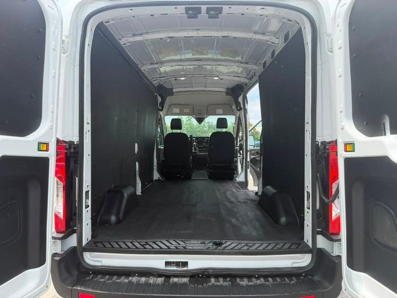 Ford Transit Cargo Van Vehicle Full-screen Gallery Image 14