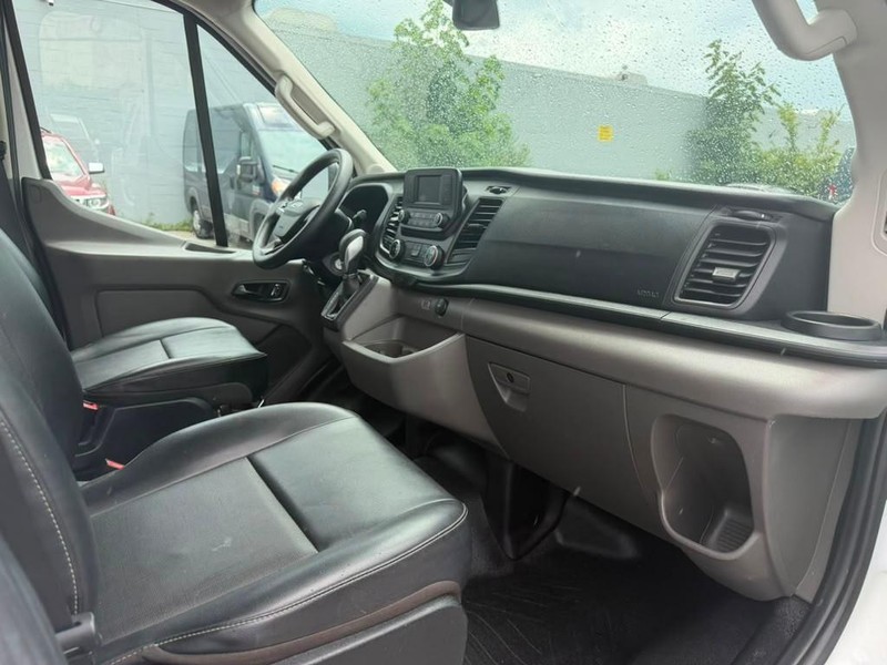 Ford Transit Cargo Van Vehicle Full-screen Gallery Image 17